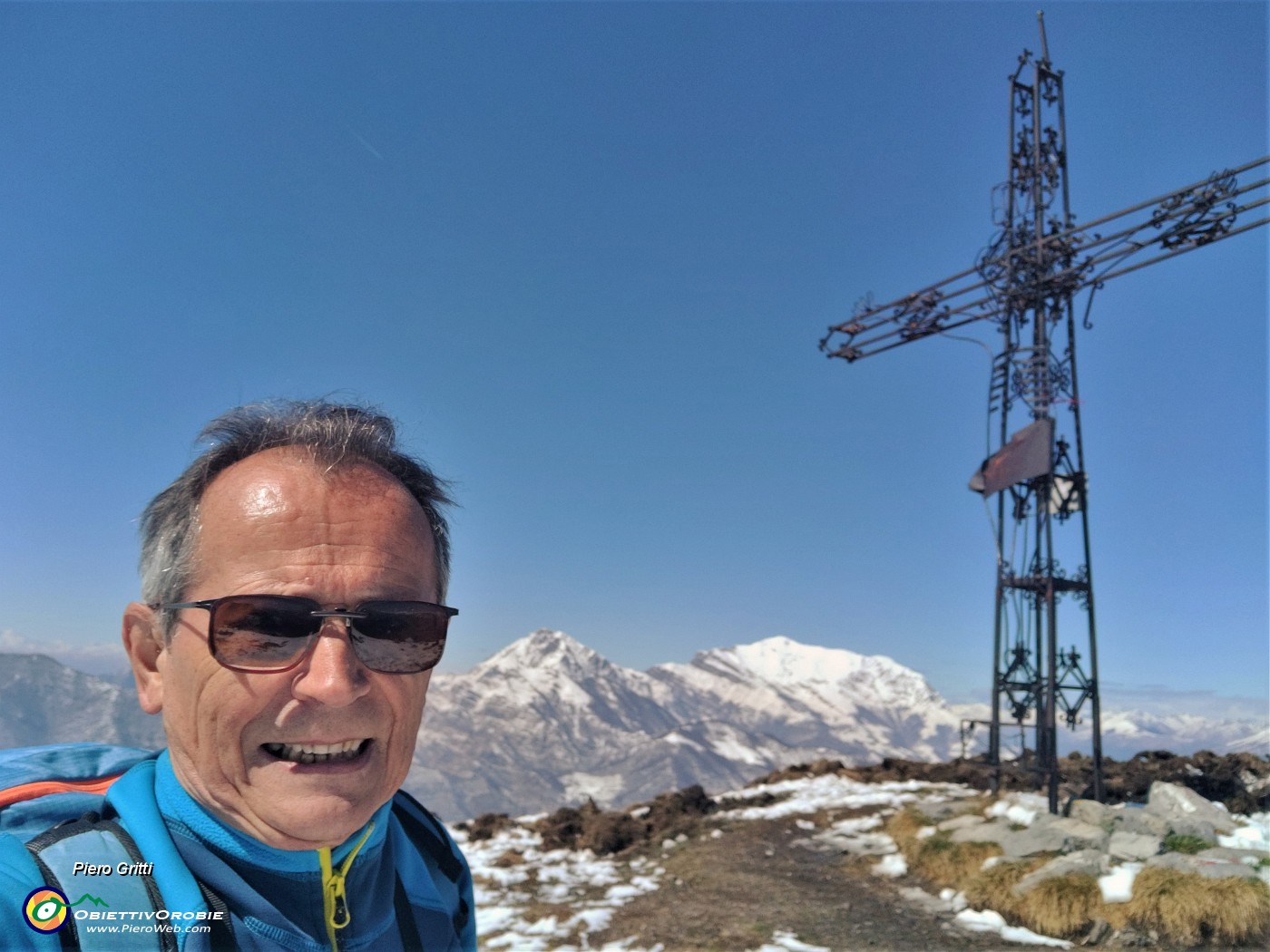 03 La vetta dello Zuc de Valmana (1546 m) arata dai cinghiali .jpg